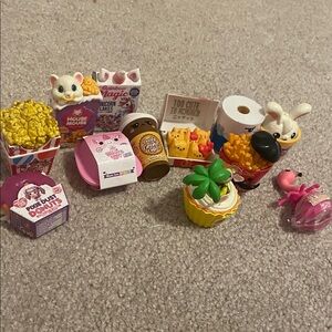 Zuru Kawaii blind ball figures lot 2